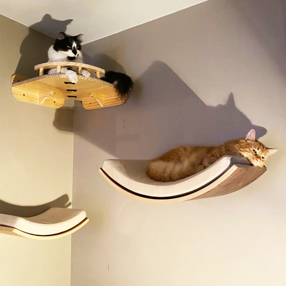 Väggmonterad Katthylla - Kliv & Viloplats i Trä med Kuddar